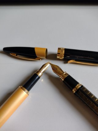 26 Penne Stilografiche da Edicola con Cofanetto