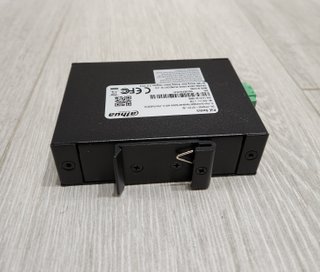 Switch Dahua PoE 3 puertos
