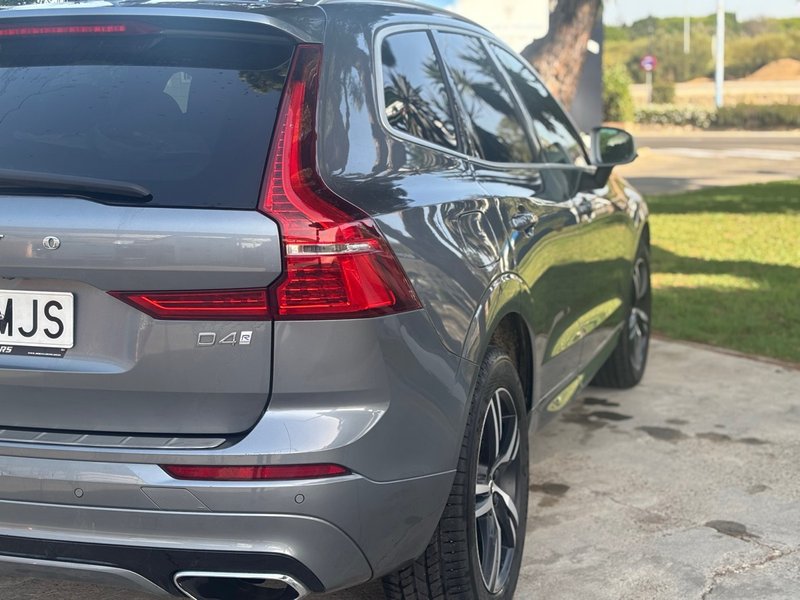 Volvo XC60 D4 R-Design 190 CV Manual - foto 1