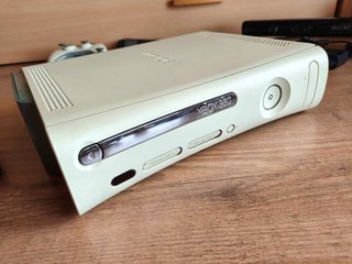 Xbox 360 Arcade + Kinect + Mando + Juegos + Micros