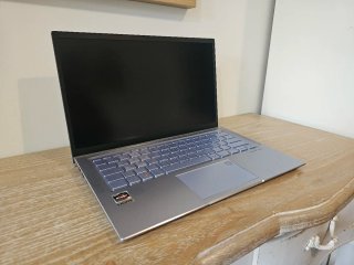 Asus ZenBook 14 UM431D Ryzen 5 8GB 256GB SSD