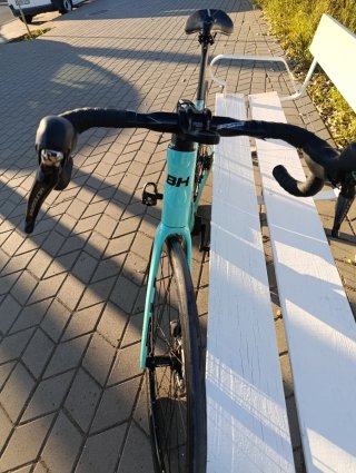 Bicicleta BH Core Carbon Eléctrica talla M