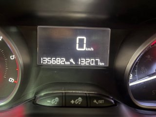 Peugeot 208 2015
