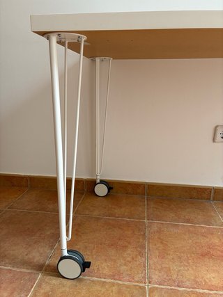 Mesa de escritorio 120x60 con ruedas