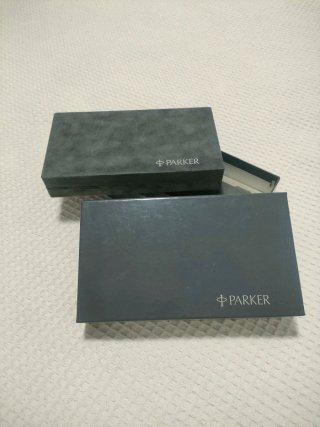Bolígrafo Parker oro