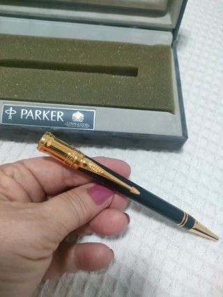 Bolígrafo Parker oro