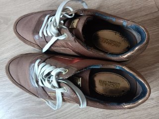 Zapatillas Michael Kors Marrones y Doradas