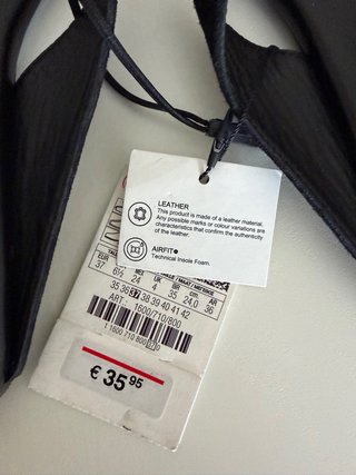 Sandalias dedo Zara