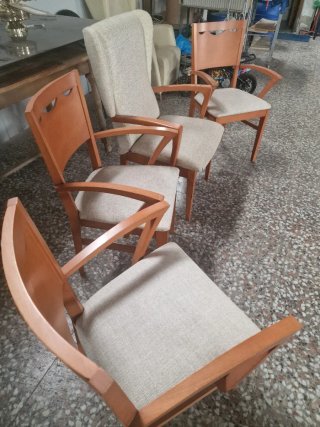 Conjunto sillón y 3 sillas tela beige