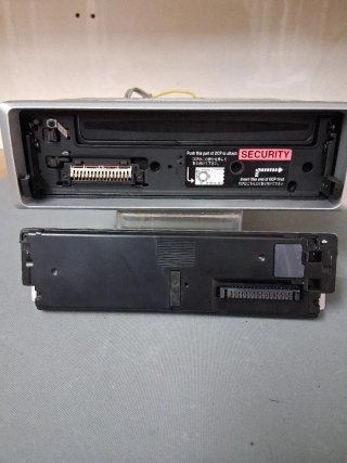 Clarion DXZ728R Radio CD