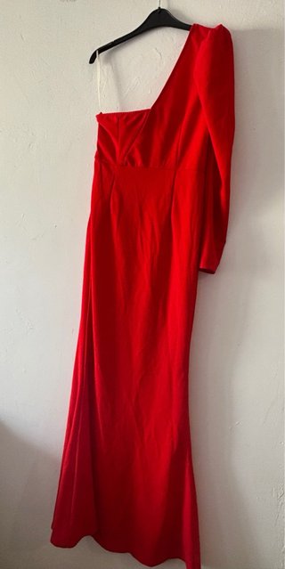 Vestido fiesta rojo asimétrico