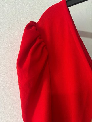 Vestido fiesta rojo asimétrico