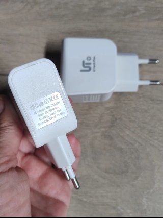 Cargadores Dobles USB LT Tech Plus