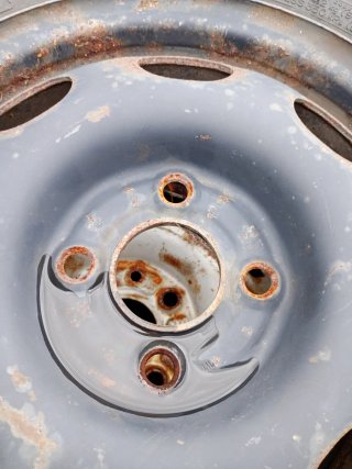 Rueda de repuesto Michelin 165/65 R13