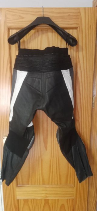 Mono de moto Berik Talla L