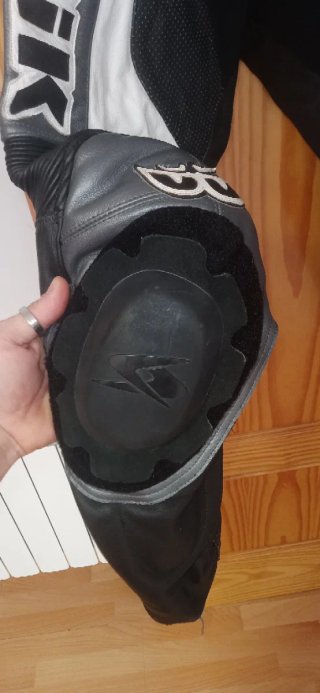 Mono de moto Berik Talla L