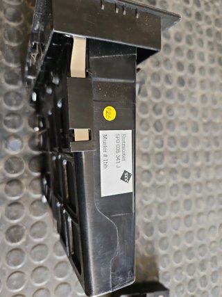 Cajón Media IN VW Touran Original