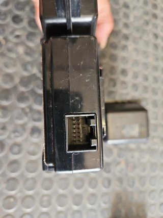 Cajón Media IN VW Touran Original