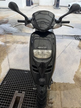 Piaggio Typhoon 50cc negra de finales del 2008
