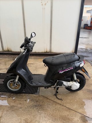 Piaggio Typhoon 50cc negra de finales del 2008