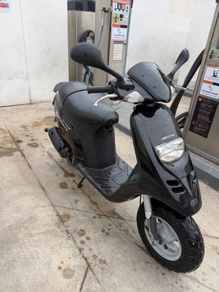 Piaggio Typhoon 50cc negra de finales del 2008