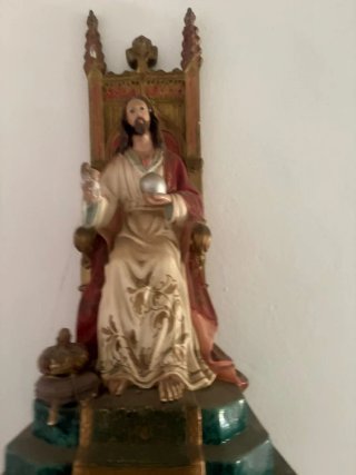 Escultura Cristo Rey trono plata