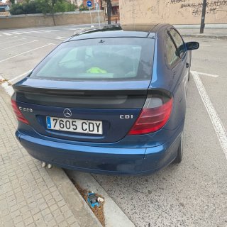 Mercedes-Benz Clase C 2003