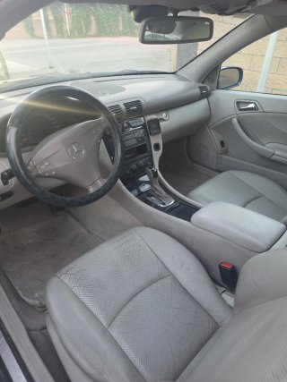 Mercedes-Benz Clase C 2003