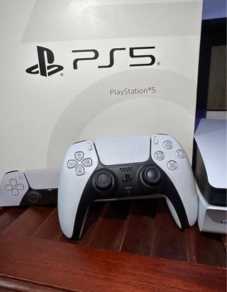 PlayStation 5 Slim Disco 1TB con Mando