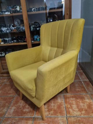 Butaca de tela amarillo