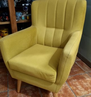 Butaca de tela amarillo