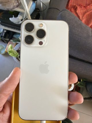 iPhone 13 Pro 256GB con cavo incluso
