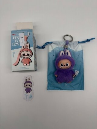 PopMart Labubu Pin For Love T Originale