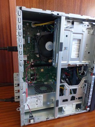 Lenovo M70t Gen3 Torre Negra