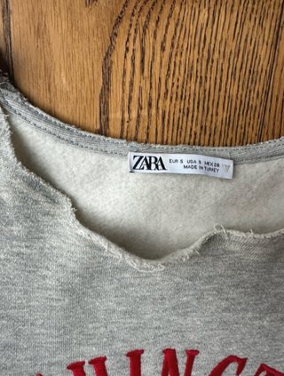 Sweatshirt Zara Cinza/Vermelho Tam. 36