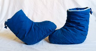 BOTA TERMICA PLUMA CALIENTA PIES DUVET ALPINISMO