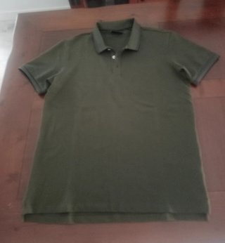 Polo Emporio Armani, talla S, color verde oliva