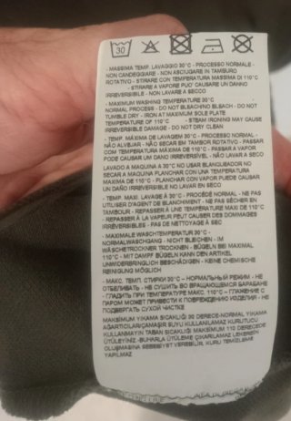 Polo Emporio Armani, talla S, color verde oliva