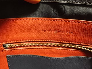 Conjunto Tommy Hilfiger Azul y Multicolor