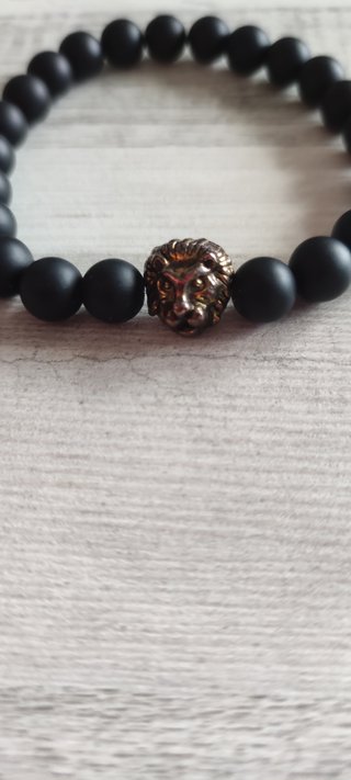 2 Pulseras Negras con Detalle Dorado