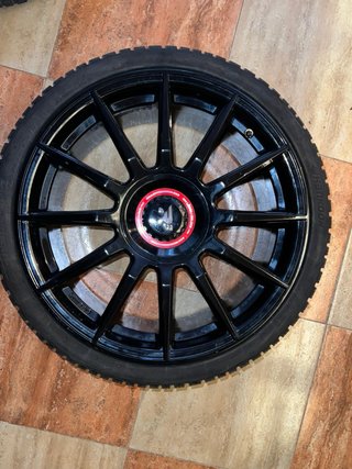 Llantas R3 19” 5x112 Negro con Rojo