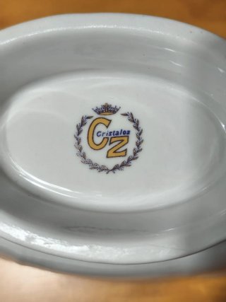 Lote 5 bandejas porcelana doradas