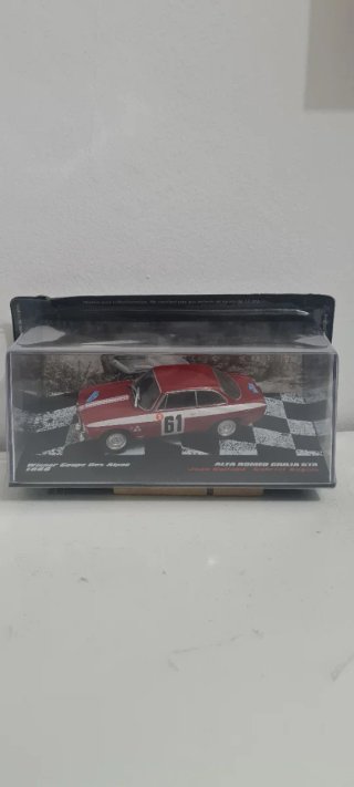 Maquetas de coches Seat Ibiza Otto Rojo 1/18 y mas