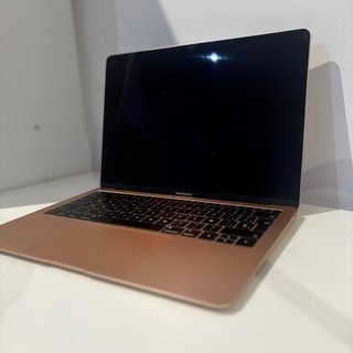 MacBook Air 2019 Oro