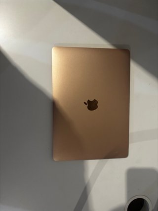 MacBook Air 2019 Oro