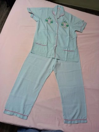 Pijama Bordado Talla 36