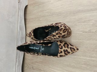 Sandalias animal print tacón