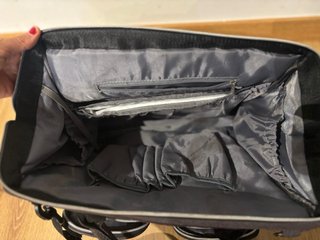 Bolso cambiador/organizador gris