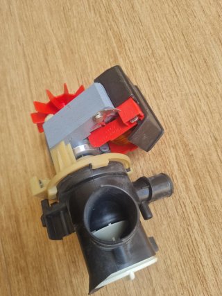 Bomba desagüe lavadora