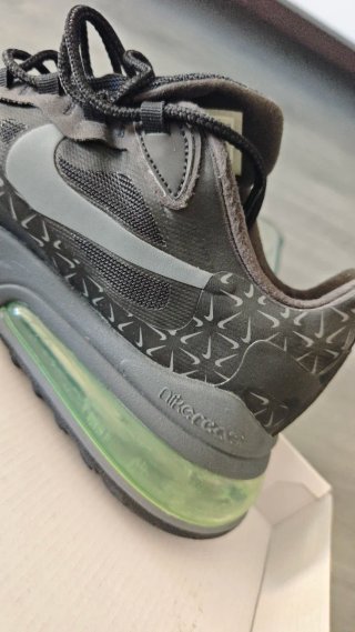 Nike Air Max 270 React Zapatillas